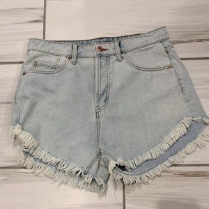Denim Cut Off Shorts.